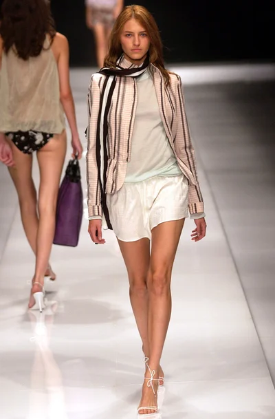 Look 25